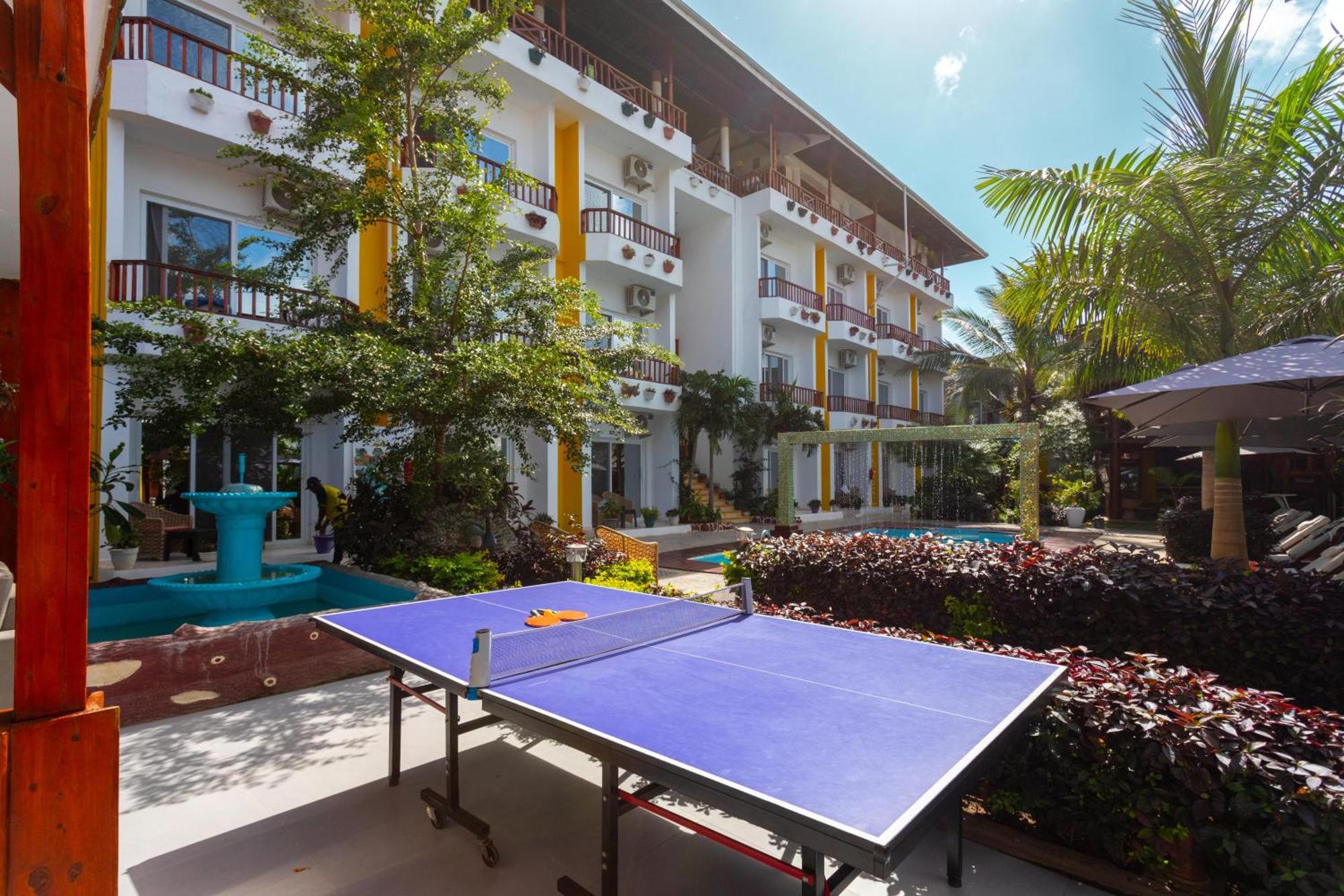 Canary Nungwi Hotel & Spa Exterior photo