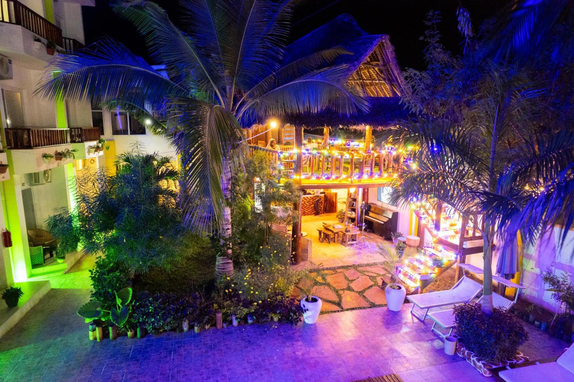 Canary Nungwi Hotel & Spa Exterior photo