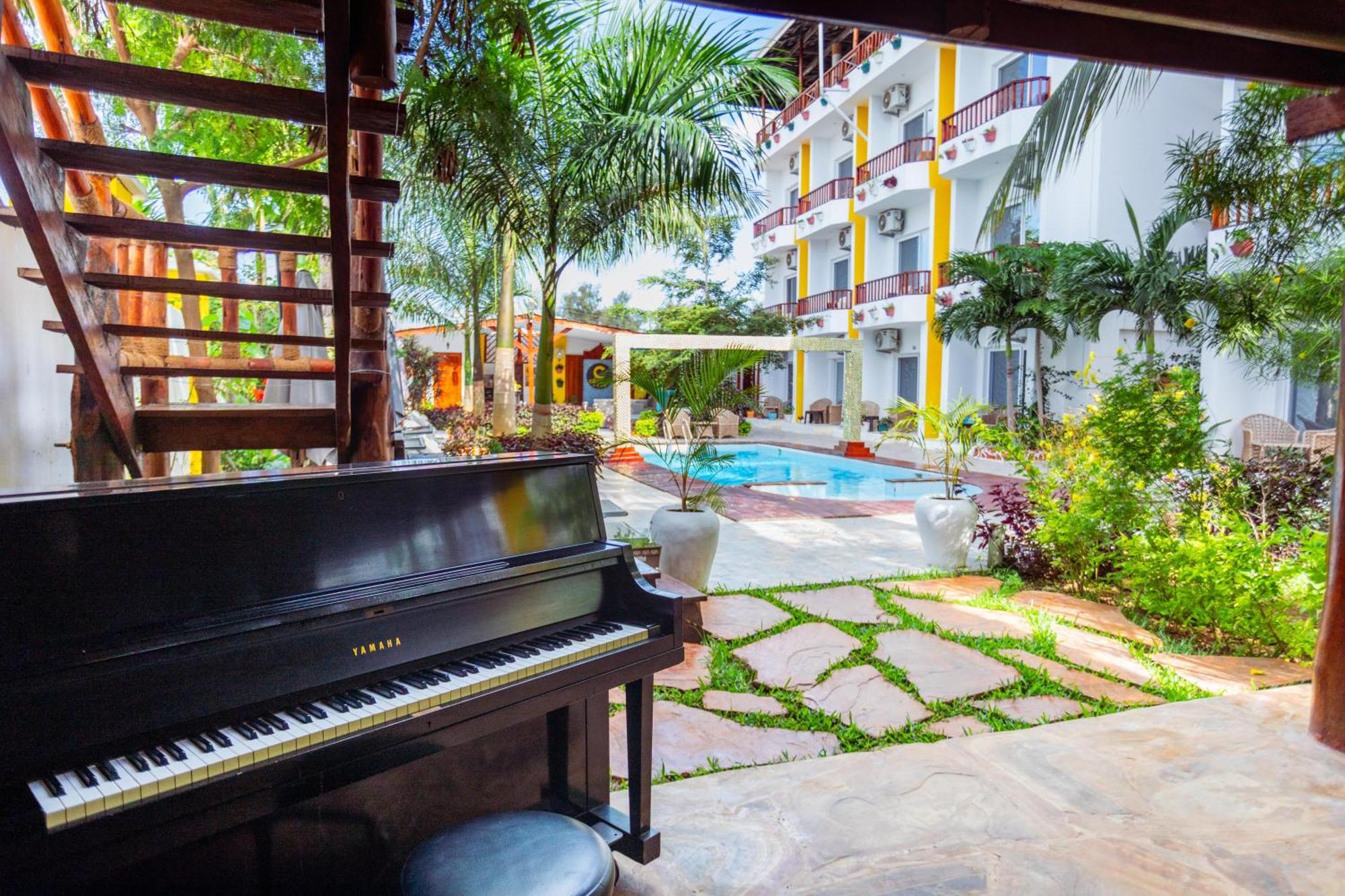 Canary Nungwi Hotel & Spa Exterior photo