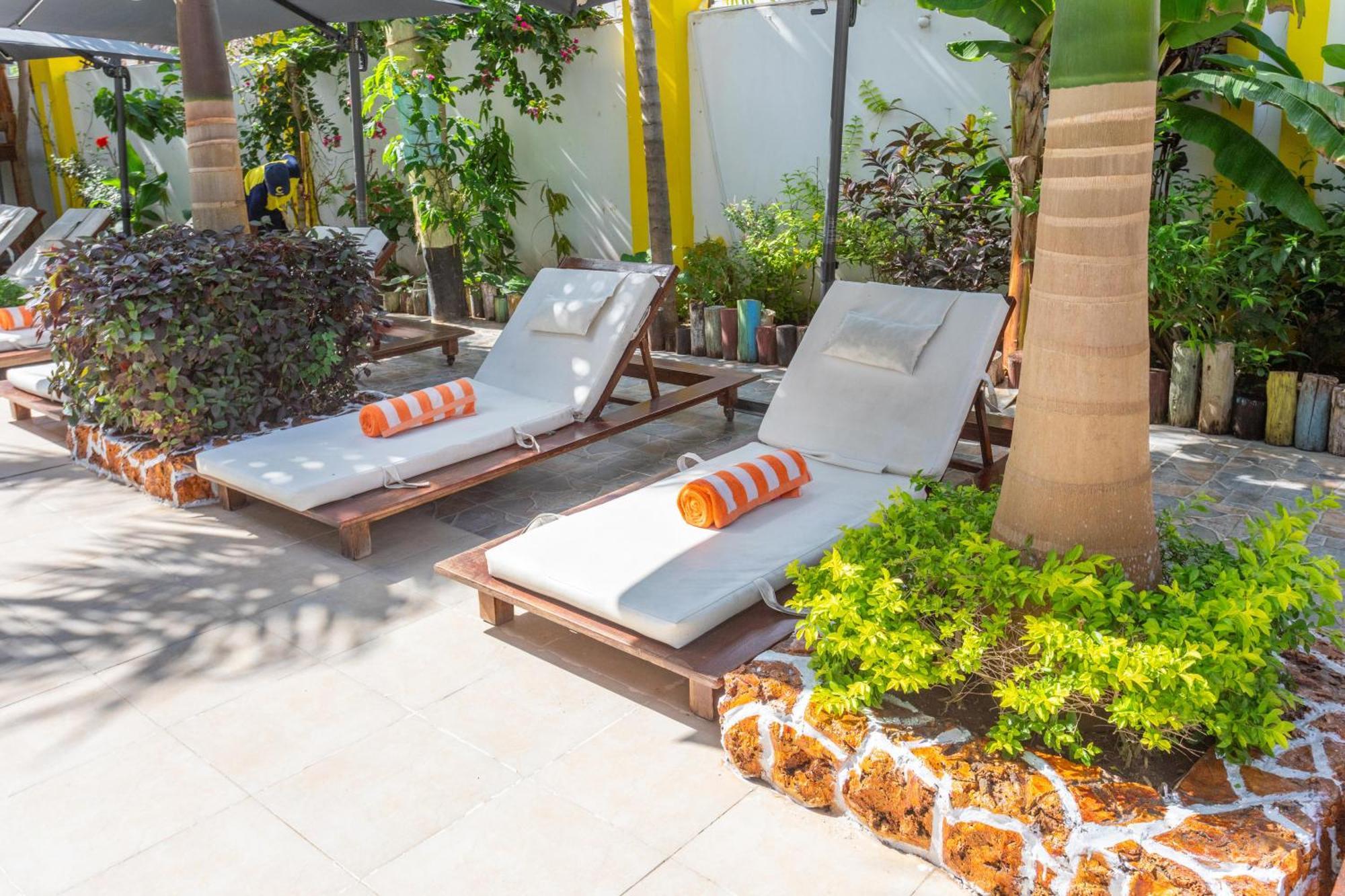Canary Nungwi Hotel & Spa Exterior photo