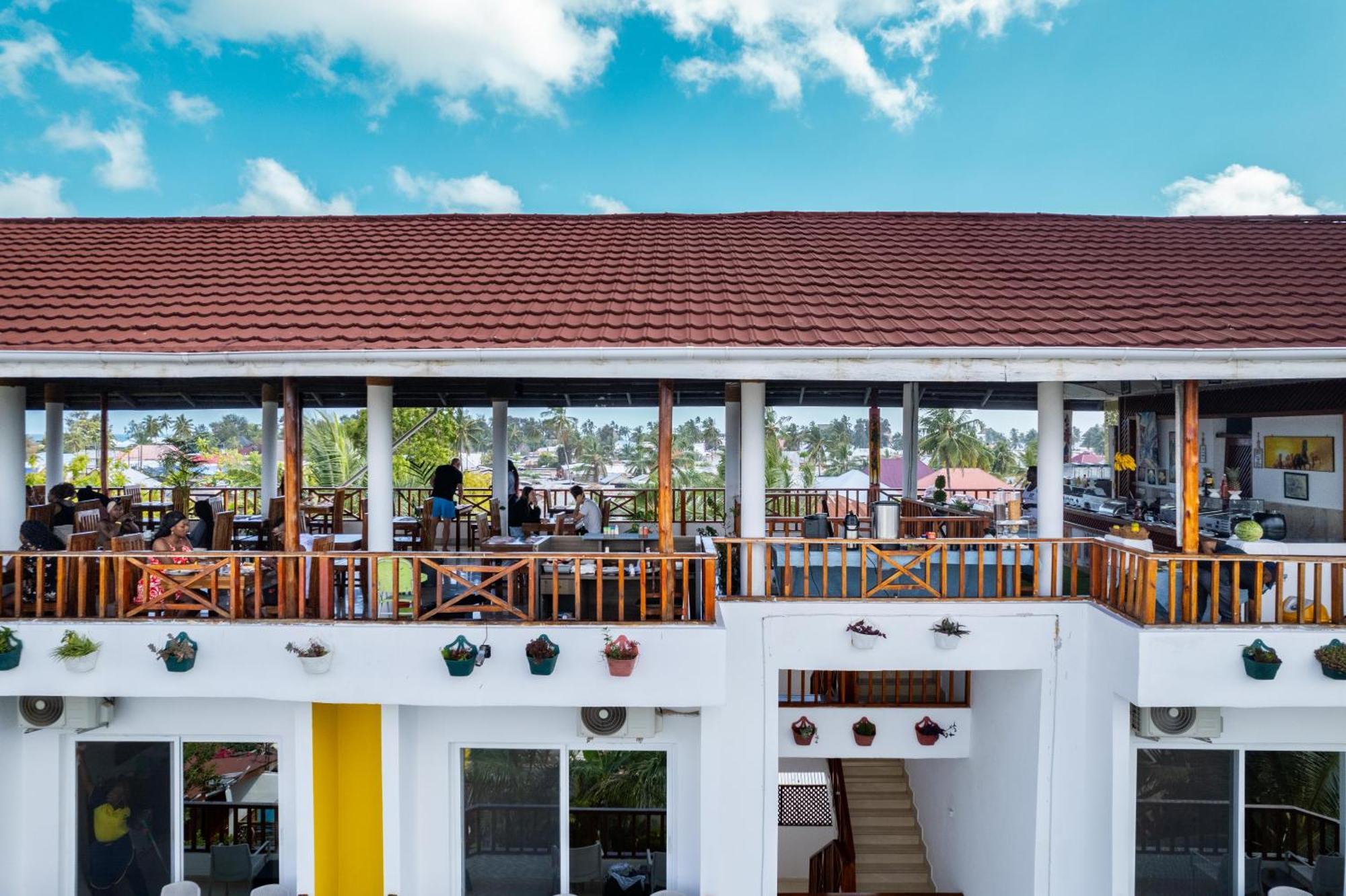 Canary Nungwi Hotel & Spa Exterior photo